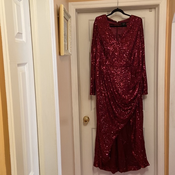 Glimmer Nights Maxi Dress -Ruby